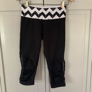 Lululemon cropped running leggings